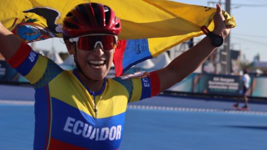 Gaby Vargas festeja su triunfo en los Juegos Suramericanos de Asunción, el 2 de octubre de 2022. 