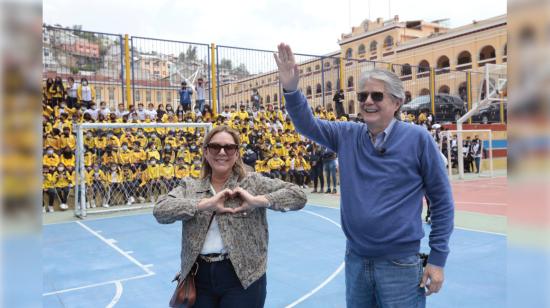 El presidente Guillermo Lasso en un evento deportivo del proyecto Hincha de mi Barrio, en Quito, el 5 de octubre de 2022.