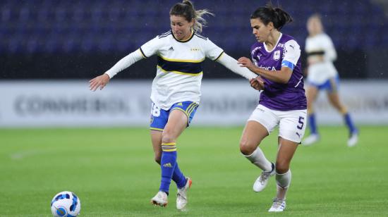 Jugadoras de Boca Juniors y Defensor Sporting, el partido de Copa Libertadores Femenina, el 13 de octubre de 2022.