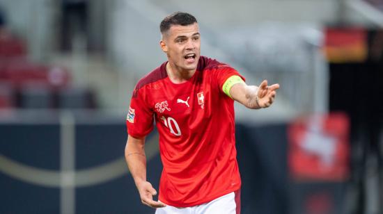 El mediocampista suizo Granit Xhaka, durante un partido por las Eliminatorias a Qatar 2022.