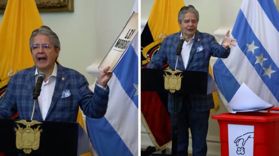 El presidente Guillermo Lasso lanzó la 'Ley Mordaza' a un tacho de basura, el 11 de noviembre de 2022, en Guayaquil.