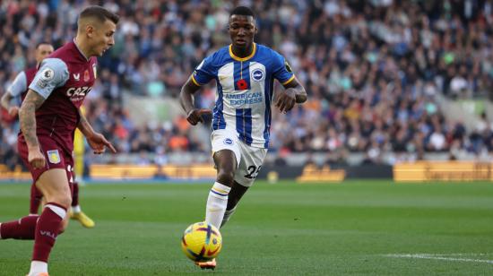 El ecuatoriano Moisés Caicedo, durante el partido ante el Aston Villa por la Premier League, el 13 de noviembre de 2022.