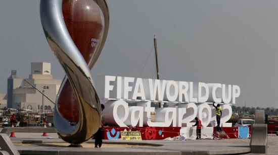 El rótulo de la Copa del Mundo de la FIFA en Qatar.