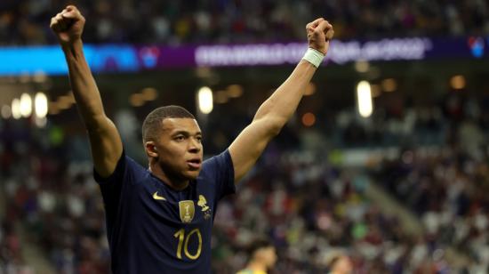 El francés Kylian Mbappé festejó el 4-1 de su selección ante Australia por el Grupo D del Mundial de Qatar 2022, el 22 de noviembre.