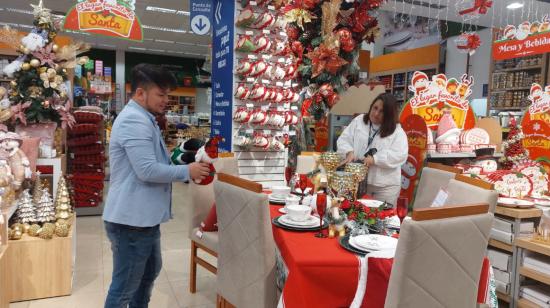 Un local de Estuardo Sánchez, en el Centro Comercial Plaza Mayor en Guayaquil, el 29 de noviembre de 2022.