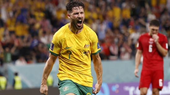 Mathew Leckie celebra su gol en el partido de Australia ante Dinamarca, el 30 de noviembre de 2022.