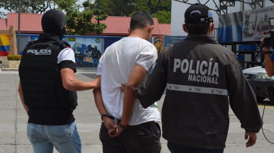 Imagen de Jonathan O. M., presunto secuestrador del militar chileno, en el cuartel Modelo de Policía, tras ser detenido el 4 de diciembre de 2022.