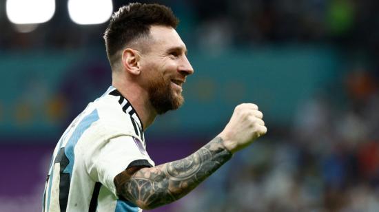 Lionel Messi celebra después del triunfo de Argentina ante Países Bajos, el 9 de diciembre de 2022.