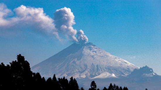 Imagen del volcán Cotopaxi, el 4 de enero de 2022.