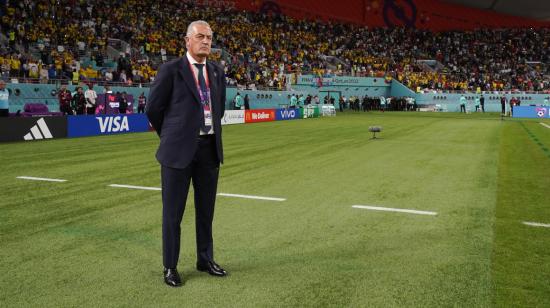 Gustavo Alfaro durante el partido de Ecuador ante Senegal, en el Mundial de Qatar, el 29 de noviembre de 2022, en el estadio Khalifa Internacional. 