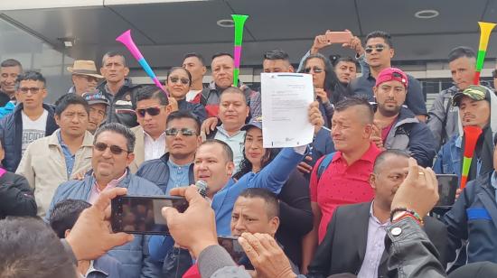 Sindicalistas anunciaron el fin a su protesta contra Petroecuador, el 20 de enero de 2023, en las afueras de la matriz de la petrolera.