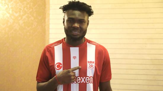 El ecuatoriano Jordy Caicedo fue presentado por el club turco Sivasspor el 29 de enero de 2023.