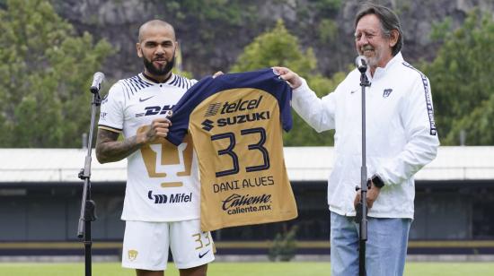 Dani Alves durante su presentación en Pumas, el 23 de julio de 2022. 