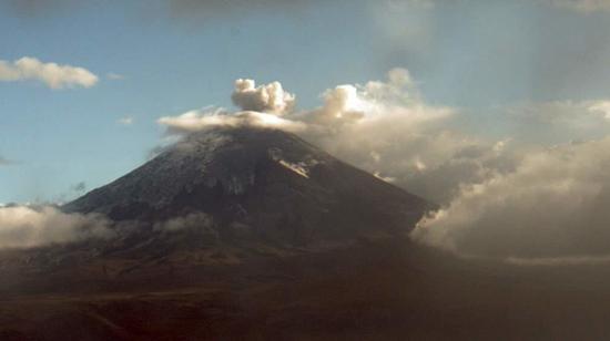 Panorámica del volcán Cotopaxi, el 14 de febrero de 2023. 