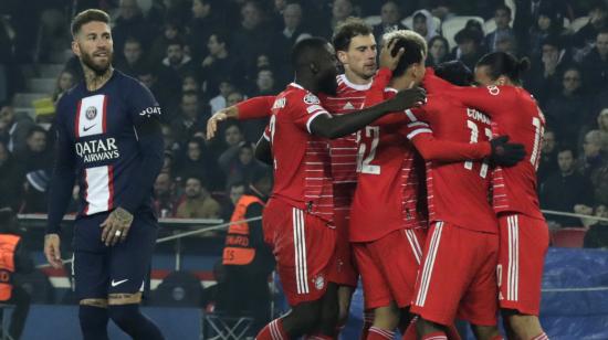 Jugadores del Bayern celebran el gol de Kingsley Coman en el partido ante el PSG, el 14 de febrero de 2023.