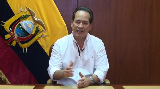 El ministro de Gobierno, Henry Cucalón, durante un mensaje transmitido el 25 de febrero de 2023.