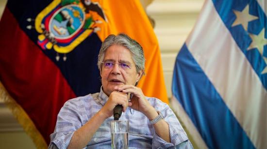 El presidente Guillermo Lasso, durante su reunión con los gobernadores en Guayaquil, el 25 de febrero.