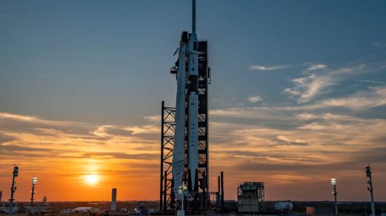 Imagen de la nave Falcon 9 de la NASA, que debía despegar hacia la Estación Espacial Internacional, el 27 de febrero de 2023. 