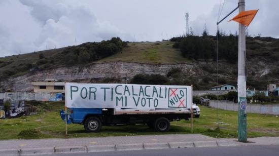 En la parroquia de Calacalí hubo una campaña a favor del voto nulo en las elecciones.