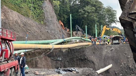 Tras la caída del puente en el río Marker, este es el punto crítico en el que se realizan trabajos para resguardar la tubería de OCP, del Sote y Poliducto. Napo, 27 de febrero de 2023