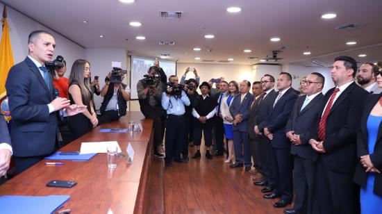 Wilman Terán, presidente del Consejo de la Judicatura, toma el juramento a los nuevos directores provinciales de la entidad, el 1 de marzo de 2023.