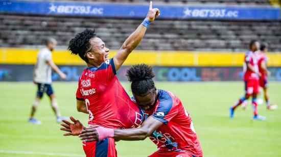 Los jugadores de El Nacional festejan un gol en la Fecha 2 ante Técnico Universitario, el 4 de marzo de 2023.