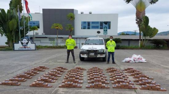 En 2021, la Policía encontró cargamentos de cocaína en carros abandonados en Crucita, parroquia de Portoviejo, en Manabí. 