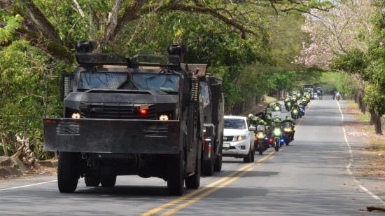 Las fuerzas del orden de Colombia recuperaron el control de las vías en la región del Bajo Cauca, después de un violento paro minero, el 14 de marzo de 2023.