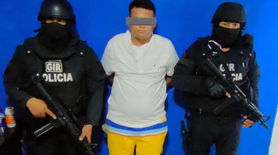 Presunto integrante de la banda criminal Los Lobos, capturado, el 31 de marzo de 2023. 