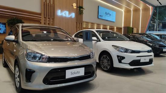 Una concesionaria de automóviles de la marca Kia, en el norte de Quito, el 19 de enero de 2023.