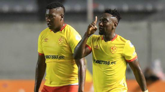 Erick Castillo celebra su gol en el partido de Aucas ante Flamengo en la Copa Libertadores, el 5 de abril de 2023.