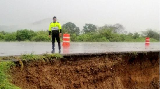 Tramo afectado en la vía a la Costa, en el sector de Buenos Aires, el 6 de abril de 2023. 