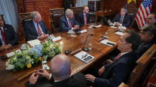 El presidente Guillermo Lasso recibió en Carondelet a un grupo de senadores de Estados Unidos, el 10 de abril de 2023.