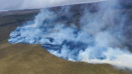 Incendio en la Reserva Ecológica Antisana, el 12 de abril de 2023.