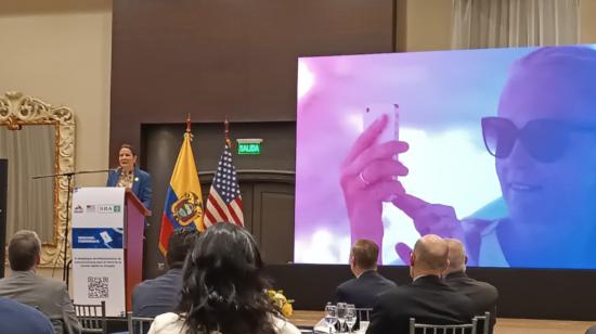 Ministra de Telecomunicaciones, Vianna Maino, en evento sobre la conectividad en Ecuador, celebrado el 27 de abril de 2023, en el Hotel JW Marriot Quito. 