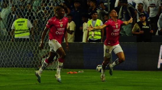 Michael Hoyos celebra su gol en el partido de Independiente del Valle ante Emelec en el estadio George Capwell, el 28 de abril de 2023.