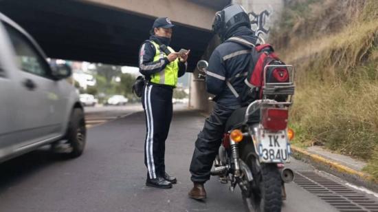 Operativo de control a motociclistas en Quito. 30 de abril de 2023