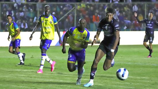 Kevin Rodríguez, durante el partido de Independiente del Valle ante Gualaceo, el 6 de mayo de 2023.