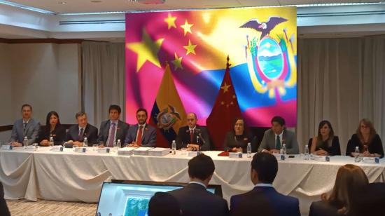 Firma del acuerdo comercial entre Ecuador y China, el 10 de mayo de 2023. 