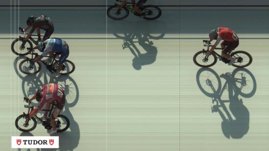 Alberto Dainese se llevó la victoria en la Etapa 17 del Giro de Italia, el 24 de mayo de 2023, después de revisar el foto finish. 