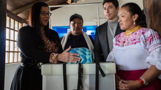 Ceremonia de repatriación de los bienes patrimoniales al pueblo Kayambi, en el Centro Intercultural Tránsito Amaguaña, Tumbaco, el 24 de mayo de 2023. 