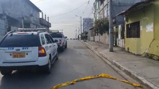 Callejón en la cooperativa Juan Montalvo, donde fue atacado un policía en Guayaquil, el 1 de junio de 2023. 