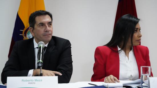 El perito Roberto Meza, en rueda de prensa sobre el caso Gabela, este 1 de junio de 2023.