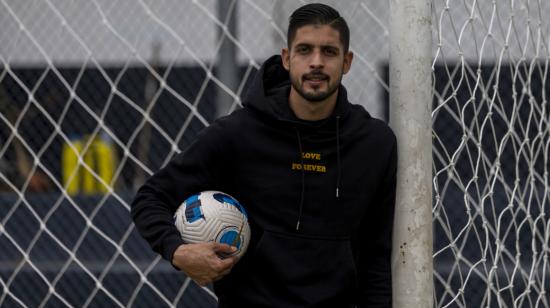 Rafael Romo, después de un entrenamiento de Universidad Católica, en el Complejo de la Armenia, en junio de 2023. 