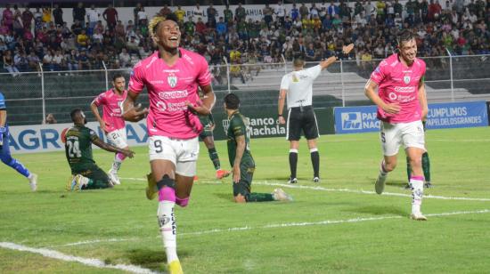 Kevin Rodríguez, de Independiente, festeja su gol ante Orense, el domingo 11 de junio de 2023.