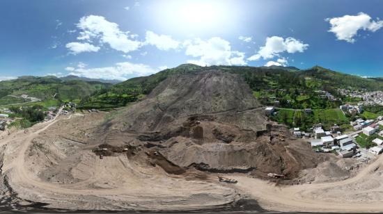 Vista aérea del deslizamiento de tierra en Alausí, que ocurrió el 26 de marzo de 2023.