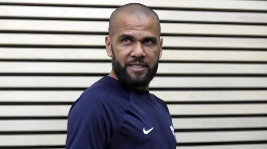 Dani Alves permanece en prisión preventiva, desde enero de 2023, por un presunto delito de agresión sexual. 