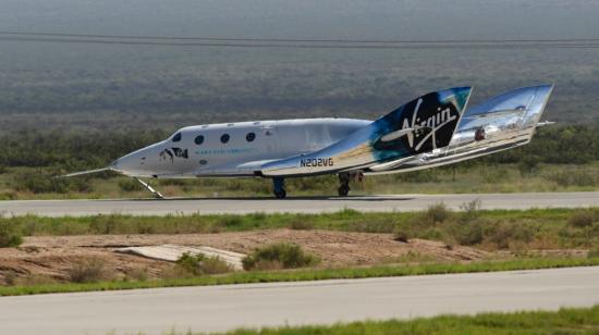 Una de las naves de la empresa Virgin Galactic, que anunció un viaje comercial al espacio para finales de junio de 2023. 