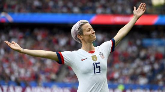 Megan Rapinoe, celebrando un gol con la selección de Estados Unidos.