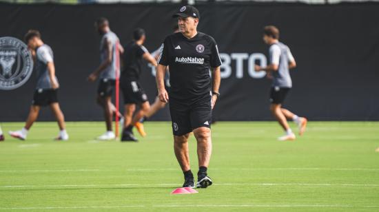 Gerardo Martino dirige un entrenamiento con el Inter Miami, el lunes 10 de julio de 2023.